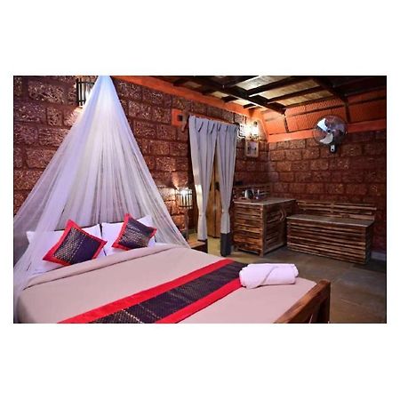 The Horse & Chariot Hotel Madikeri Eksteriør billede